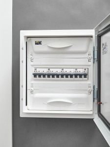 ARMAT Автоматический выключатель M06N 3P D 4А IEK