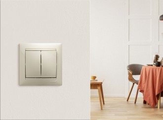 VALENA Выключатель 2-клавишный схема 5 10А безвинтовое крепление слоновая кость