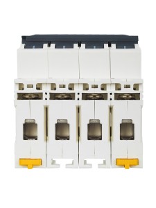 ARMAT Автоматический выключатель M06N 4P C 20А IEK