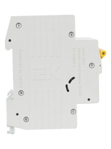 KARAT Автоматический выключатель ВА47-60M 3P C 32А 6кА IEK