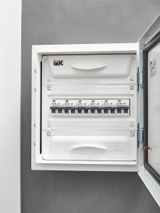 ARMAT Автоматический выключатель M06N 2P B 2А IEK