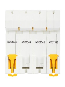 ARMAT Автоматический выключатель M06N 4P C 13А IEK