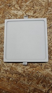 06-32 Светодиодная панель встраиваемая квадр. 220В, 20Вт, CRI:80Ra, 1600Лм, 170*170/155*155 мм, алюминиевый корпус, встроенный изолированный драйвер, 4500К