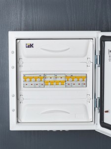 KARAT Автоматический выключатель ВА47-60M 1P B 25А 6кА IEK