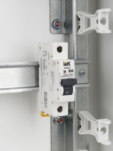 ARMAT Автоматический выключатель M06N 1P B 50А IEK
