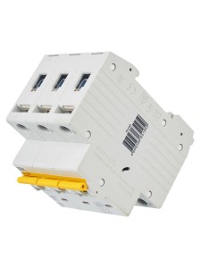 KARAT Автоматический выключатель ВА47-60M 3P D 32А 6кА IEK