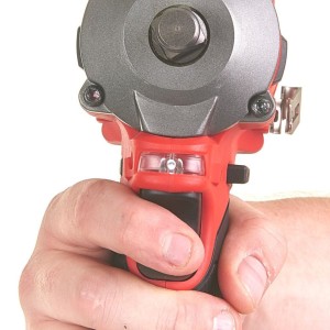 Аккумуляторный гайковерт MILWAUKEE M12 FIWF12-0 FUEL