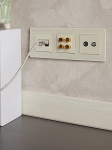 BRITE Розетка двойная TV+SAT РТВ/РСп12-БрКр бежевый IEK