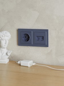 BRITE Рамка 2-местная IP44 РУ-2-БрМ-44 маренго IEK