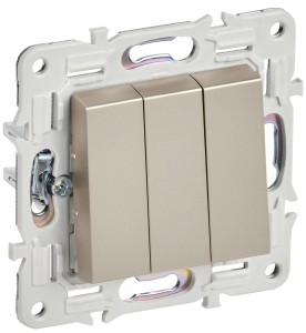 SKANDY Выключатель 3-клавишный 10А SK-V11Sh шампань IEK