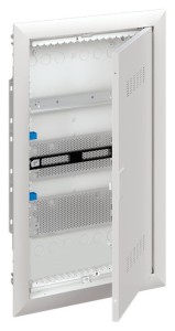 Щиток встраив. UK630MVB мультимед,TS35+2xМП перф, белая мет. дверь, 578x340x88, GWT850, IP30