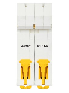 ARMAT Автоматический выключатель M06N 2P C 10А IEK