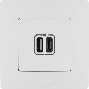 Etika - Зарядное устройство с двумя USB-разъемами Type A + Type C, 3000mA. (белый)