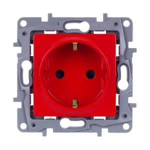 ETIKA Розетка 1-местная с заземлением с защитными шторками 16А красный