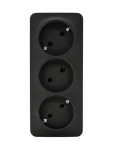 GLORY Розетка 3-местная для открытой установки без заземления без защитных шторок 10А РС23-2-ХЧм черный матовый IEK