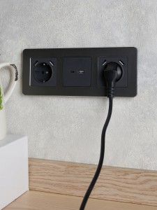 BRITE Рамка 3-местная РУ-3-1-Бр металл титан RE IEK