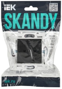 SKANDY Розетка без заземления с защитными шторками 10А SK-R01Bl черный IEK