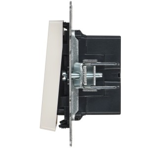 BRITE Кнопка звонка с индикацией для отелей 10А ВС10-1-9-БрЖ жемчуг IEK